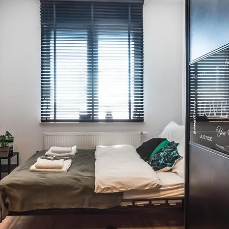 Lägenhet Flat 33 *